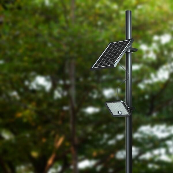 V-TAC 10310 Ηλιακός Προβολέας LED 30W Φυσικό Λευκό 4000K με Μαύρο Σώμα και Αισθητήρα Κίνησης - Image 3