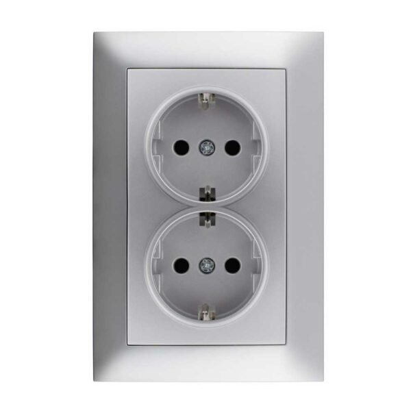 Entac Arnold Recessed wall socket 2x earthed Silver