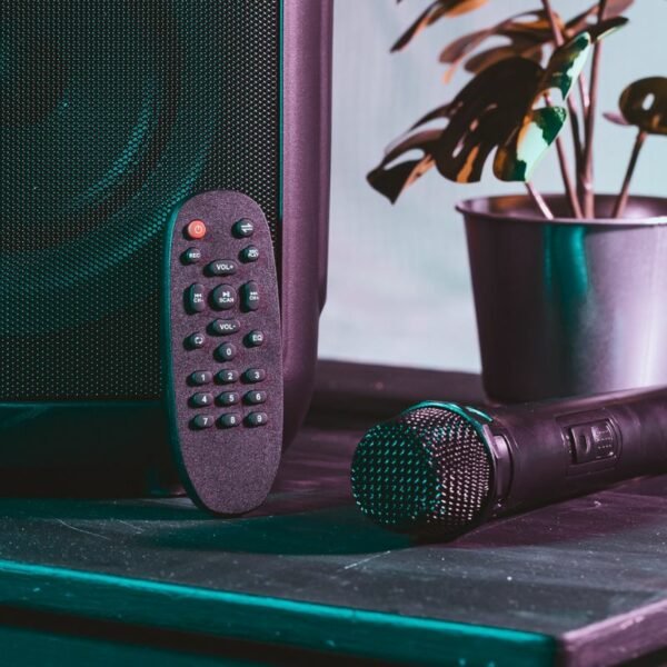 Osio OBT-8030 Φορητό ηχείο Bluetooth με USB, LED, AUX, TF, RC, FM,TWS, ενσ. μικρόφωνο και τηλεχειριστήριο – 80W - Image 27