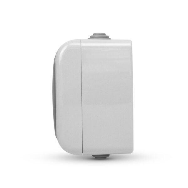 Entac Stephan surface mounted wall socket earthed 2x IP54 - Image 3